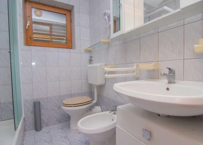 Kalinic Privatunterkunft Njivice