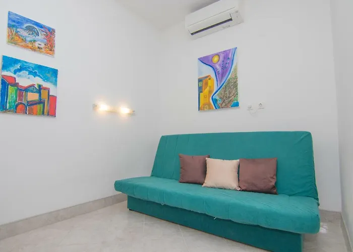 Kalinic Alloggio in famiglia Njivice